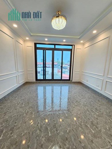Nhà Đẹp Trần Thái Tông, Cầu Giấy – Căn hộ dòng tiền – 55m2 – 8 T – Thang Máy – 11 tỷ.