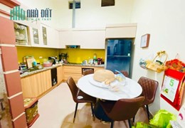 BÁN NHÀ ĐÀO TẤN, BA ĐÌNH - MẶT NGÕ - SÁT PHỐ - DÂN XÂY - 47/50M2 - 5T - 7.x ty
