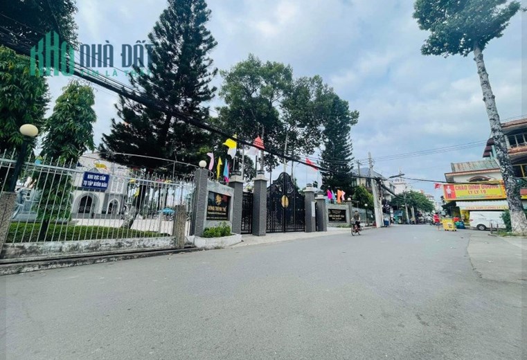 Trung tâm phường Bình Chiểu - 200m ra QL1A - 90m2 - gần Giáo sứ Khiết Tâm