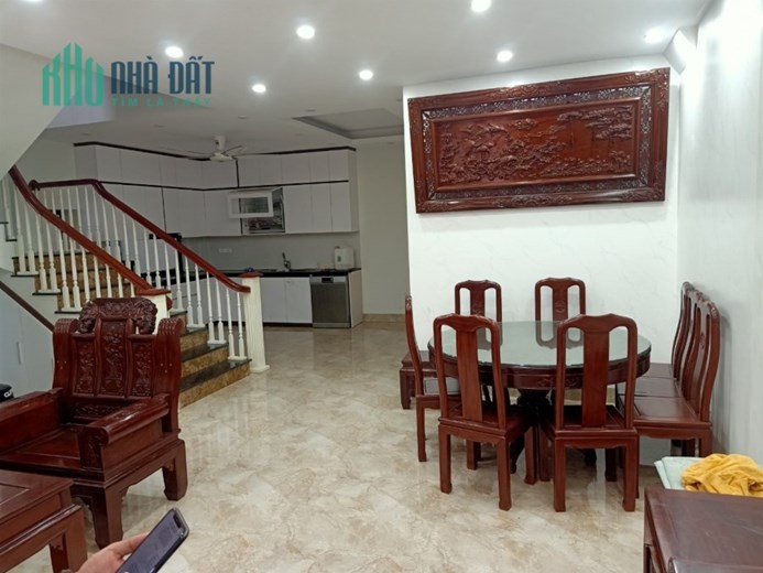 Liền kề Mỹ Đình 85m2 5 tầng hoàn thiện đẹp