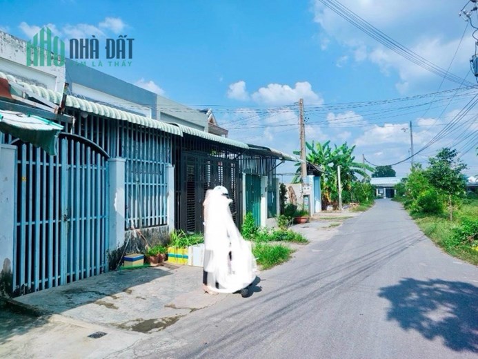 CHÍNH CHỦ CẦN BÁN GẤP Nhà Thổ  Cư 100% Tại Ấp Mới 1, Mỹ Hạnh Nam - Đức Hòa, Long An