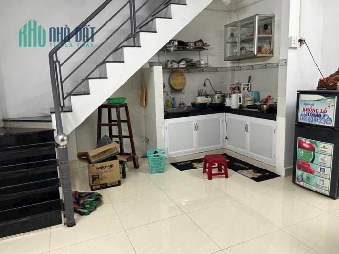 CHÍNH CHỦ CẦN BÁN GẤP CĂN NHÀ Vị Trí Đẹp tại TP Thủ Đức, TPHCM