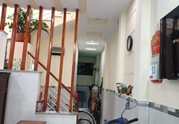 GẦN CÔNG VIÊN LÊ THỊ RIÊNG - CMT8 QUẬN 3. 
DT 4MX13M  , 3 PN 
CHỈ 5.9 TỶ CHỐT.