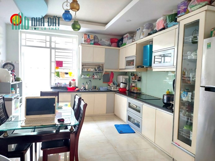 Bán nhà đường 48 Hiệp Bình Chánh, 3 tầng, DT: 92m2, lô góc, 3PN, HXH, giá 7 tỷ.