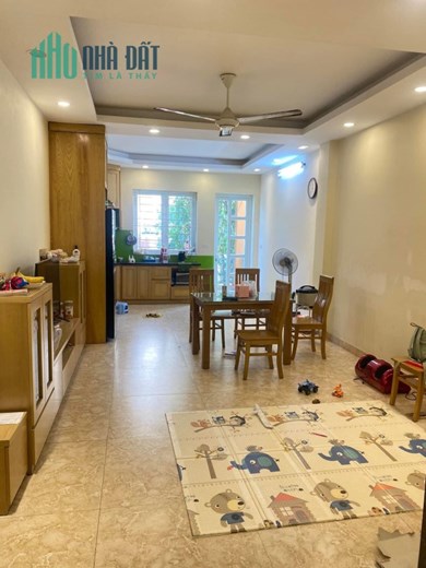 110m 5 Tầng Mặt Tiền 4m Nhỉnh 17 Tỷ. Vị Trí Cực Đẹp. Diện Tích Rộng Phố Hoàng Quốc Việt Gần Nhiều