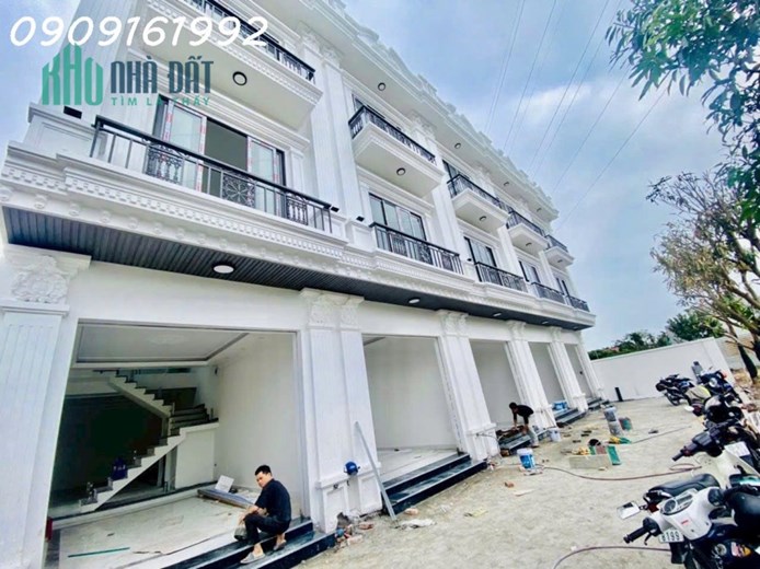 Khu nhà mới đẹp tại Lê Chân. Nhà 4 tầng xây mới cách mặt đường THiên Lôi 30m ô tô đỗ cửa 24/7.