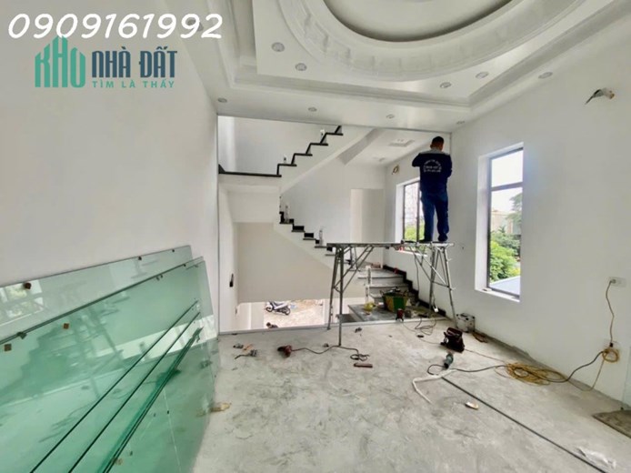 Khu nhà mới đẹp tại Lê Chân. Nhà 4 tầng xây mới cách mặt đường THiên Lôi 30m ô tô đỗ cửa 24/7.
