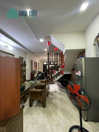 Cần bán nhà Lê Đình Cẩn Bình Tân .DT 110m2 giá nhỉnh 8 tỷ