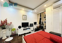 Cần bán gấp Mặt phố Võ Văn Dũng 16,3 tỷ 35mx5 tầng. KD Tốt
