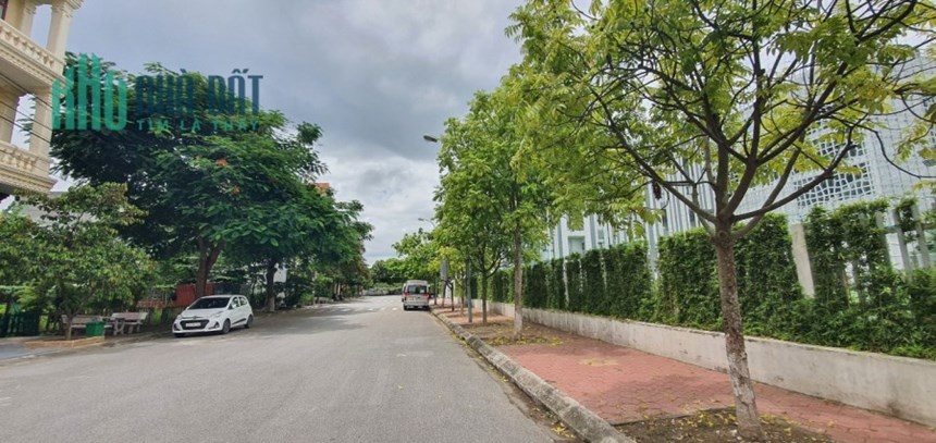 Lô đất 130m2 mặt tiền 6,5m TĐC Sở Tư Pháp cần bán gấp