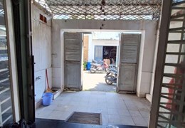 NHÀ 3 TẦNG QUẬN 7 - 4x19M - XE HƠI NGỦ NHÀ - 5 PHÒNG NGỦ - CHỈ 10.5 TỶ