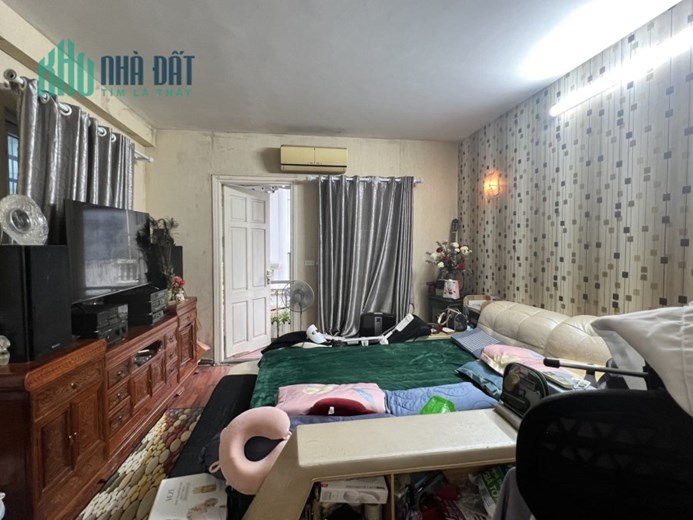Bán nhà Lạc Long Quân, 40m2, 5T, ô tô, kd, 6,5 tỷ, lô góc, Tây Hồ.