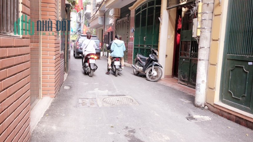 Bán nhà Lê Trọng Tấn, Thanh Xuân 54M2x5T,gara, phân lô quân đội. hơn 8 Tỷ.