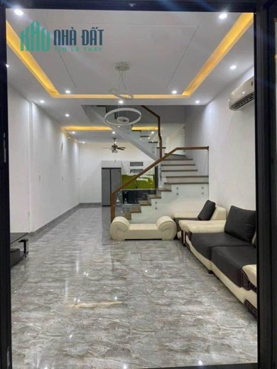 QUÁ RẺ- 4.25 tỷ có nhà 4 tầng-DT 45m2 Đa Sỹ-Kiến Hưng