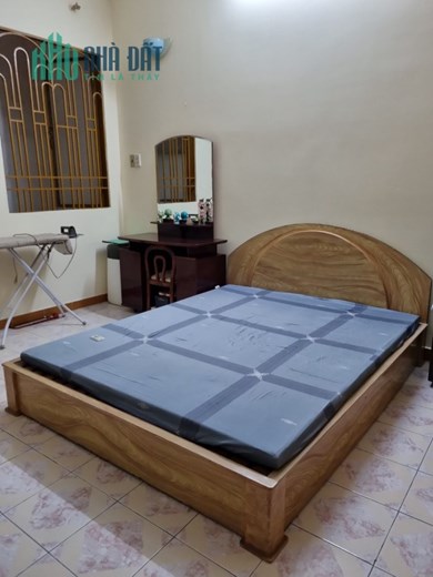 Nhà mặt tiền Công Viên, DT 4.2x17m, 4 lầu, 5PN, giá 13.9 tỷ TL