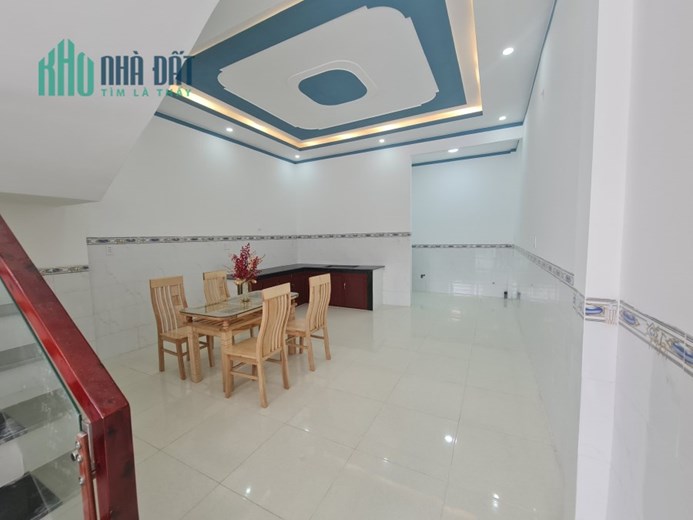 XẢ gấp căn nhà cuối đường Đồng Khởi (Ngay chợ Thạnh Phú VÀ UB XÃ BÌNH LỢI)