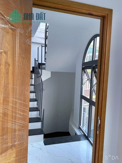 45m2-5 TẦNG- HẺM XE HƠI Lê Quang Định P11 SHR HC 5.95 tỷ TL 0989998427