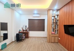 MỘT CĂN DUY NHẤT PHỐ ĐẶNG VĂN NGỮ, ĐỐNG ĐA 42M, 5T, MT 6M. LÔ GÓC, OTO ĐỖ, NHỈNH 6 TỶ. 0937651883.