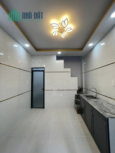 Nhà 2 tầng 2 PN 2 wc  Bùi THế Mỹ chỉ 1.7 tỷ