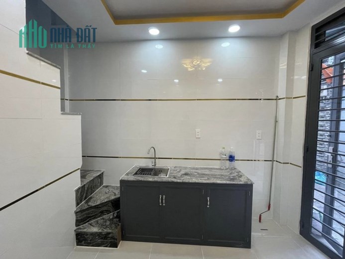 Nhà 2 tầng 2 PN 2 wc  Bùi THế Mỹ chỉ 1.7 tỷ