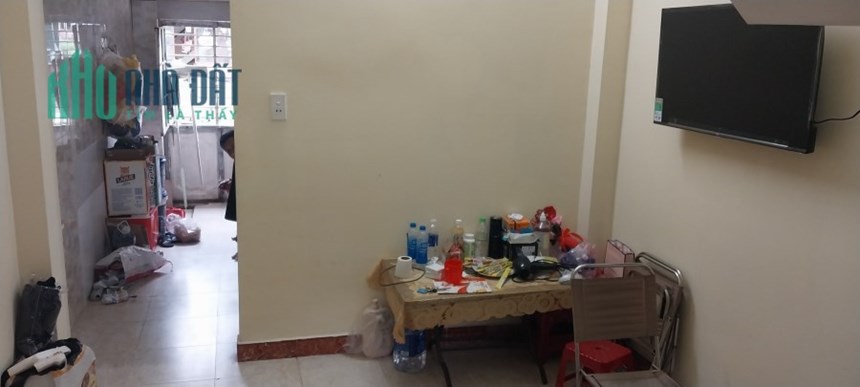 ♪ Nhà Thái Thị Bôi, Kiệt rộng thẳng, 3 tầng kiên cố sạch sẽ, 1.x tỷ