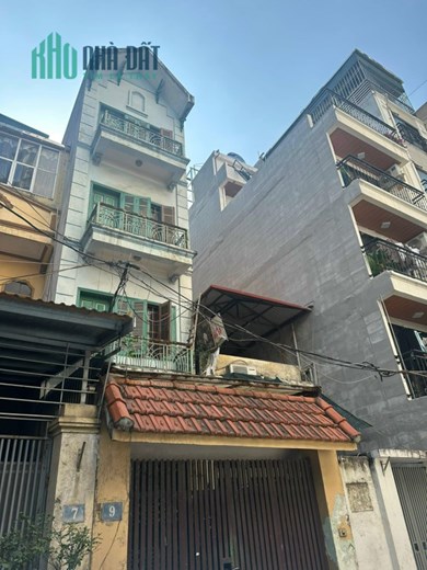 Bán Nhà Đường Lạc Long Quân 69/76m2 x 4 tầng, 4 phòng ngủ, ngõ nông rộng, ô tô đỗ cửa vào nhà, fias
