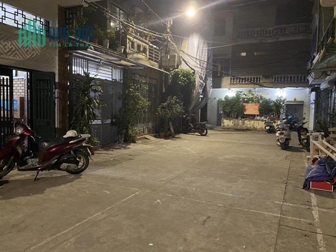 Bán Nhà Hoàng Hoa Thám 53m2 x 4 tầng, sát Phố ngõ nông rộng 3 ô tô tránh, khách mua về sẵn ở, ô tô