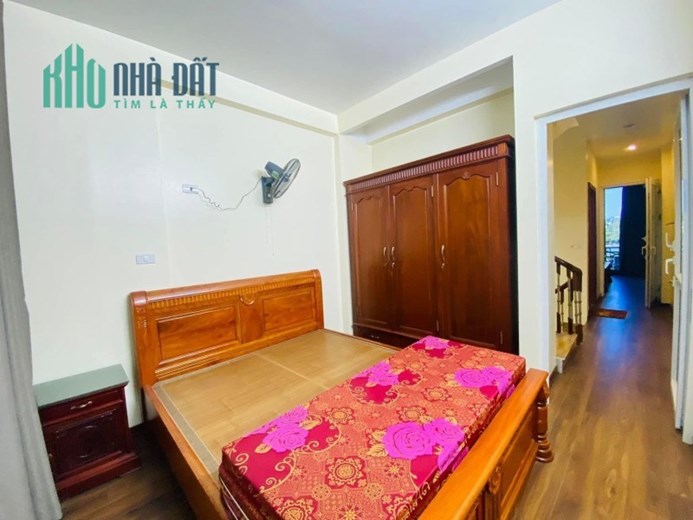 SIÊU PHẨM. VIEW HỒ. Bán nhà Nguyễn Lân, Thanh Xuân. 50m2 x 5T. GARA Ô TÔ. KD. 11 Tỷ.