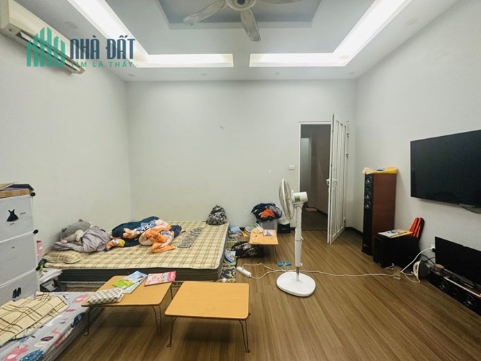 Bán nhà phố Nguyễn An Ninh, ngõ nông, rộng, dân trí cao, nhà đẹp, 60m, 5PN, 7.4 tỷ
