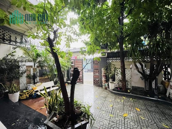 🍒BIỆT THỰ MẶT TIỀN NỘI BỘ TUYỆT ĐẸP - BÌNH TÂN - 126M2 -3 TẦNG - 10.2 TỶ