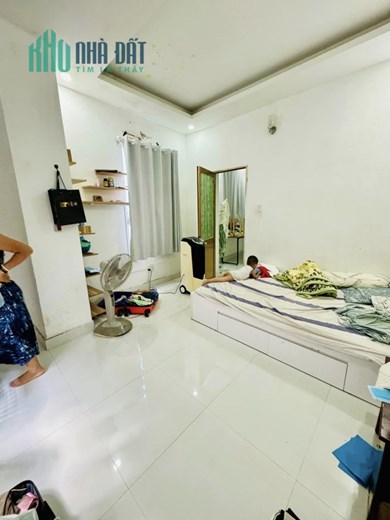 NHÀ 2 TẦNG 41M2 Ở NGUYỄN VĂN CÔNG - P3 - GÒ VẤP - GIÁ CHỈ 3 NHỈNH 3 TỶ. TẶNG FULL NỘI THẤT.
