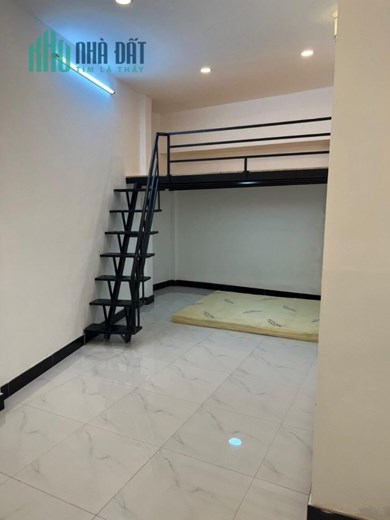 Nhà Xô Viết Nghệ Tĩnh, gần Quận 1, 75m2, cho thuê 10 triệu, chỉ 6 tỷ 200