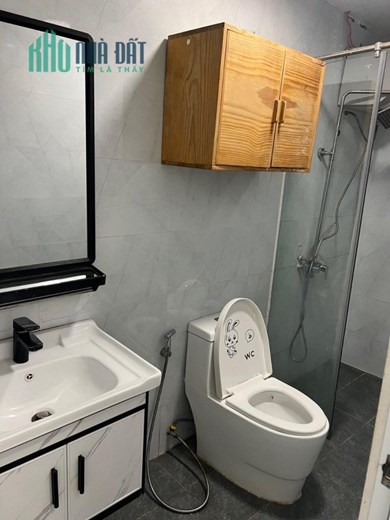 Nhà Xô Viết Nghệ Tĩnh, gần Quận 1, 75m2, cho thuê 10 triệu, chỉ 6 tỷ 200