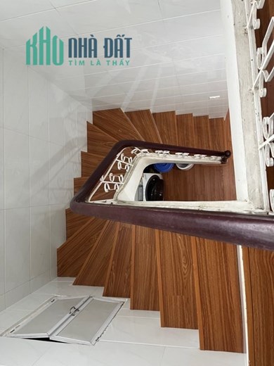 ,CHÍNH CHỦ NHÀ GẦN PHỐ TÔN ĐỨC THẮNG 
DT 32m. 3 tầng. MT 3,2m.  Bán 2,99 tỷ có bớt