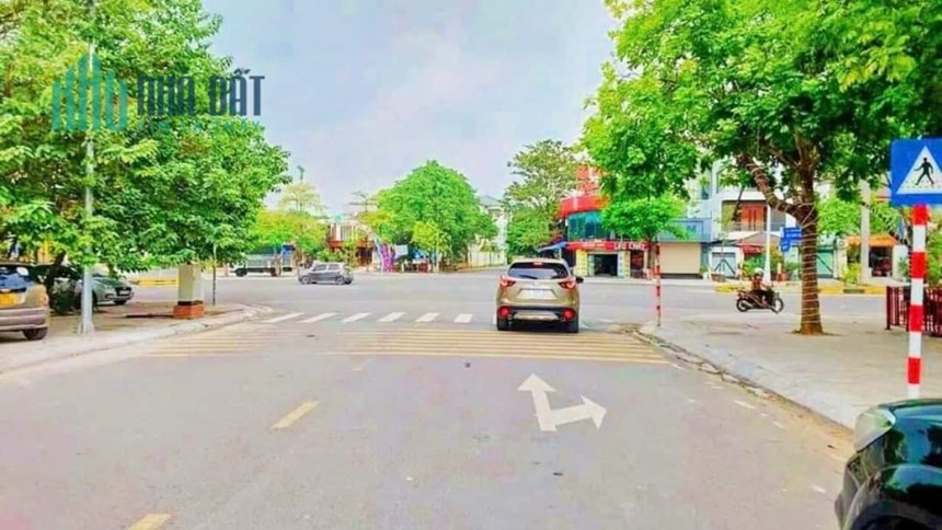 Bán đất mặt đường Ngô Gia Tự, Vĩnh Yên. Diện tích: 100m2
