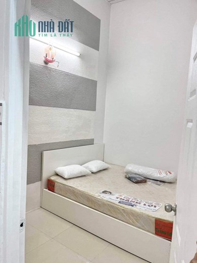 Giảm sâu 900 triệu, nhà 65m2, cho thuê 12 triệu, vào ở ngay, chỉ 5 tỷ 700