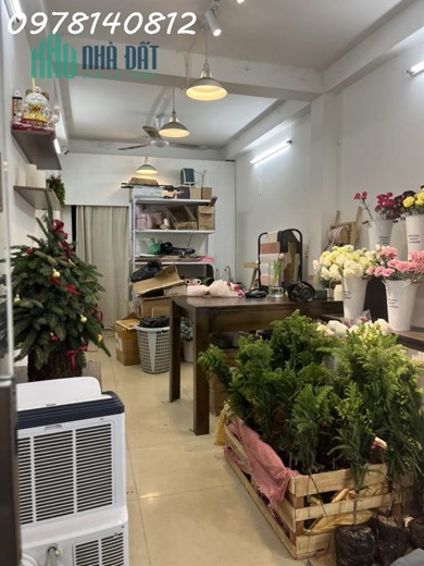 Chính chủ cần Sang nhượng cửa hàng 750, Đường Láng, Phường Láng Thượng, Quận Đống Đa, Hà Nội