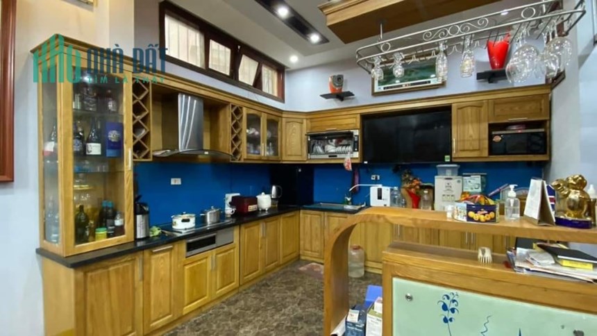 Bán nhà Trích Sài, 90m2, 4T, mt7m, lô góc, 3 thoáng, nở hậu, 12 tỷ, Tây Hồ.