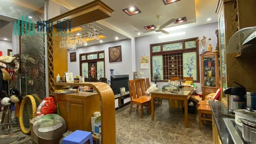 Bán nhà Trích Sài, 90m2, 4T, mt7m, lô góc, 3 thoáng, nở hậu, 12 tỷ, Tây Hồ.
