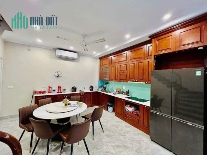 Deal Cực Sốc, Nhà Lê Trọng Tấn, Ô tô Đỗ Cửa, 5.6 tỷ
