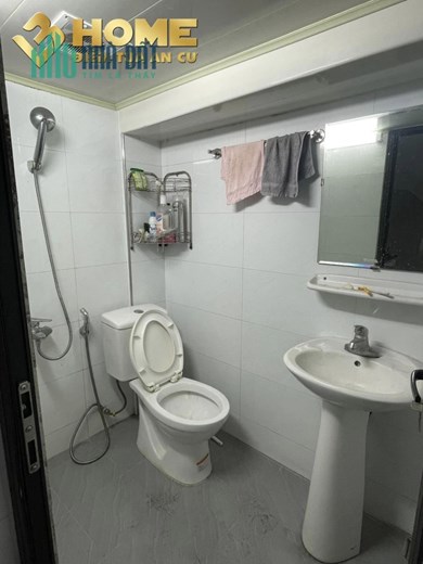 MT2112. CHO THUÊ NHÀ MẶT ĐƯỜNG PHẠM TỬ NGHI - NGHĨA XÁ 3 NGỦ ĐỒ CƠ BẢN