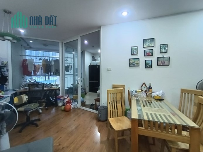 Hiếm! 173 Xuân Thủy 91m2 giá 4 tỷ căn 2PN2WC view thoáng đẹp NT đầy đủ
