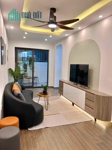Bán em hoa hậu chân dài 58 mét 2 ngủ chỉ 1tỷ6xx