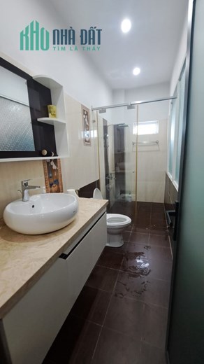 Bán nhà Hoàng Quốc Việt ( KDC Tạ Thị Ngọc Thảo) 80m2 - 5 Tầng, ST.