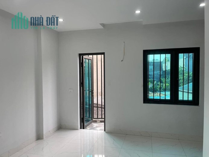 BÁN NHÀ MỚI TOANH ĐẸP ĐẮC ĐỊA NHẤT kHU VỰC ÁI MỘ YÊN VIÊN GIA LÂM