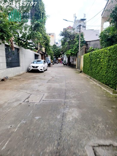 Nhà XẤU 2 tầng 2 mê, DT: 60m2- Chỉ vài bước ra kiệt ô tô- Giá hơn 3 tỷ xíu- Trung tâm Hải Châu, ĐN