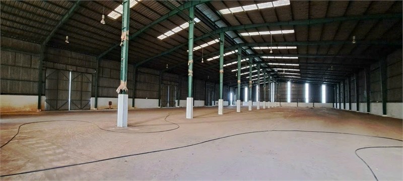 sẵn xưởng sản xuất thu hút nhiều ngành nghề, có đầy đủ trạm cân, cho thuê DT đa dạng