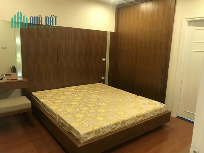 Cần bán !  CC Fafilm - 19 Nguyễn Trãi căn 3PN 2WC  diện tích 106m2 giá 4.35  tỷ