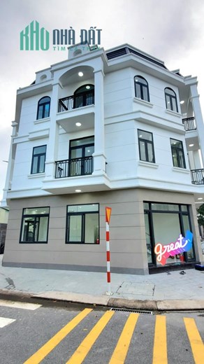 Nhà phố 1 trệt 2 lầu, trả trước 1,2 tỷ nhận nhà ngay tại Phước Điền Midtown
