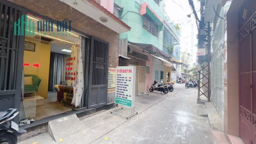 Sang Nhượng Nhanh Cửa Hàng Spa Gội Đầu -Nail-Mi  Quận 1 - Hồ Chí Minh Giá 40tr + 2 tháng tiền nhà